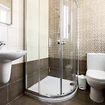 F9 1, Private Double With Private Bathroom In Shared Flat Homestay Msida