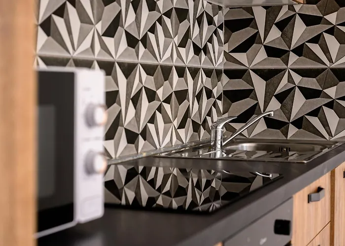 Homestay F9 1, Private Double With Private Bathroom In Shared Flat