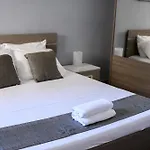 F9 1, Private Double With Private Bathroom In Shared Flat