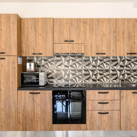 F9 1, Private Double With Private Bathroom In Shared Flat Habitación en casa particular *