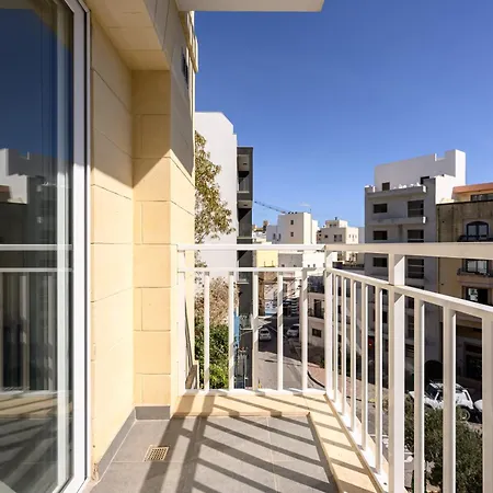 F9 1, Private Double With Private Bathroom In Shared Flat Msida