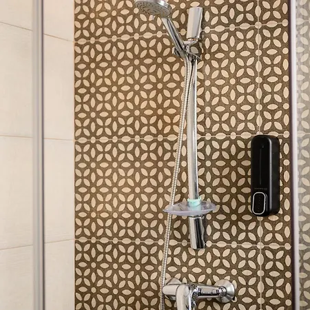 F9 1, Private Double With Private Bathroom In Shared Flat Homestay szállás Msida