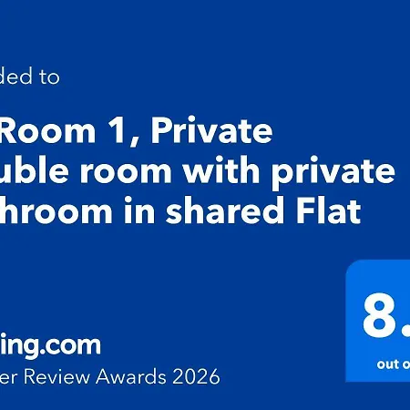 בית אירוח F9 1, Private Double With Private Bathroom In Shared Flat *