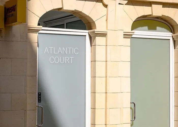 F9 1, Private Double With Private Bathroom In Shared Flat