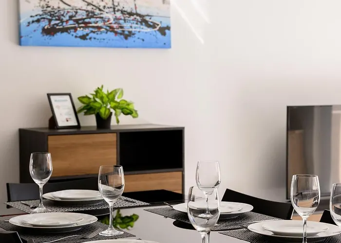 F9 1, Private Double With Private Bathroom In Shared Flat Habitación en casa particular *